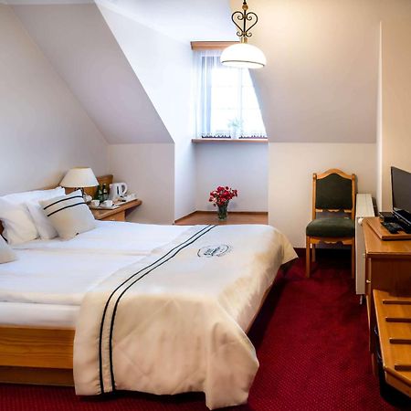 Hotel Pod Cizemka 桑多梅日 外观 照片